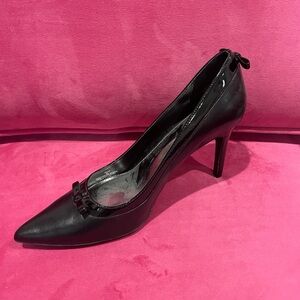 Lauren by Ralph Lauren Pump